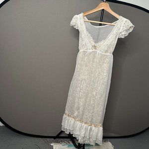 lace 2-piece dress/slip | vintage 2009 | fits like size 4